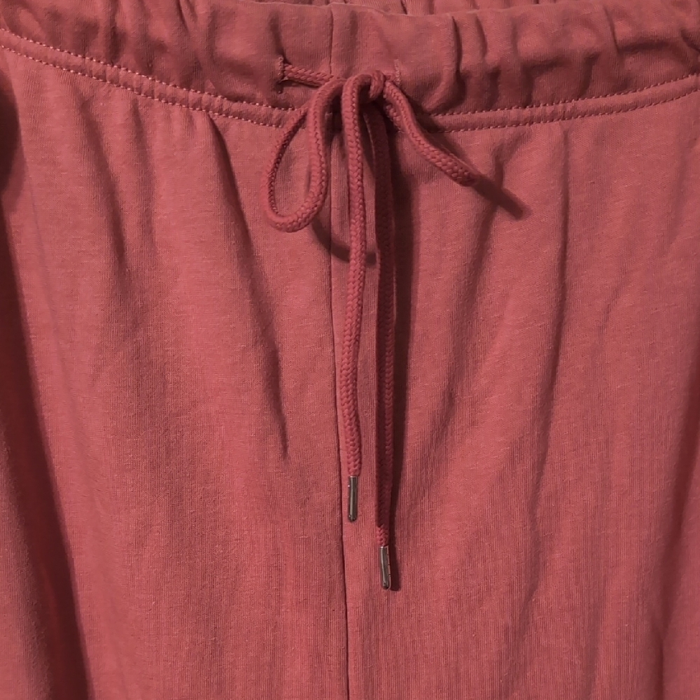 Old Navy Women's Coral Jogger Pants - Picture 3 of 6